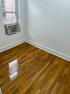 Rented by Nikia Vankeuren, LREB | media 13