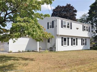 1 Arland Dr, Pawtucket, RI 02861