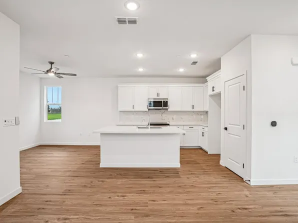 6435 Jacinto Ave, Sacramento, CA 95823