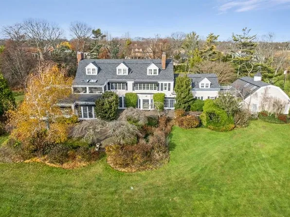 295 Breezy Way, Lawrence, NY 11559