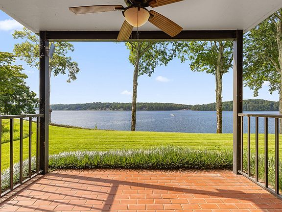2nd image of 4336 Lakeshore Ln