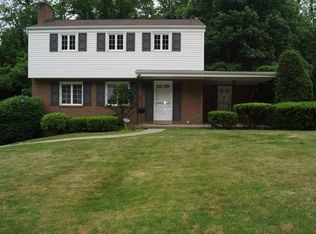 121 Kings Dale Rd, Pittsburgh, PA 15221