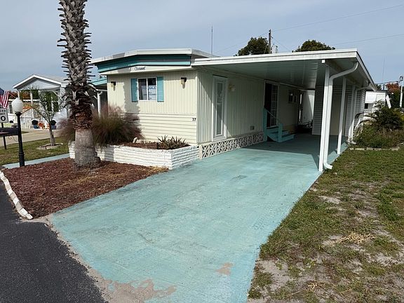 2nd image of 37 Fleetwood Ave Lot 37