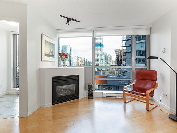 4th image of 501 Pacific St #1205