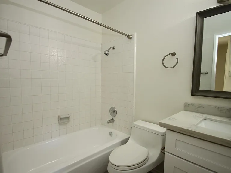 291 Green Moor Pl — Photo 9