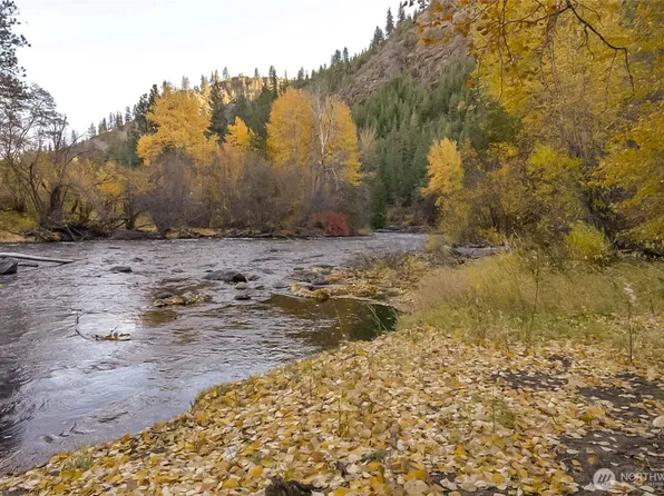 372 Mad Ranch Lane, Entiat, WA 98822