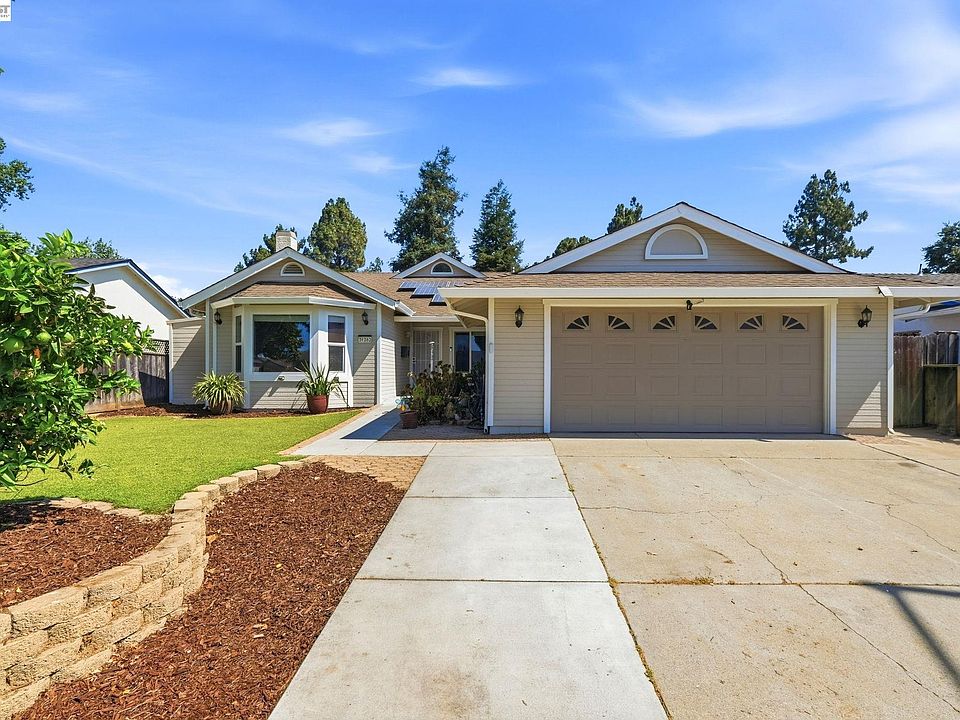 1st image of 31262 San Andreas Dr