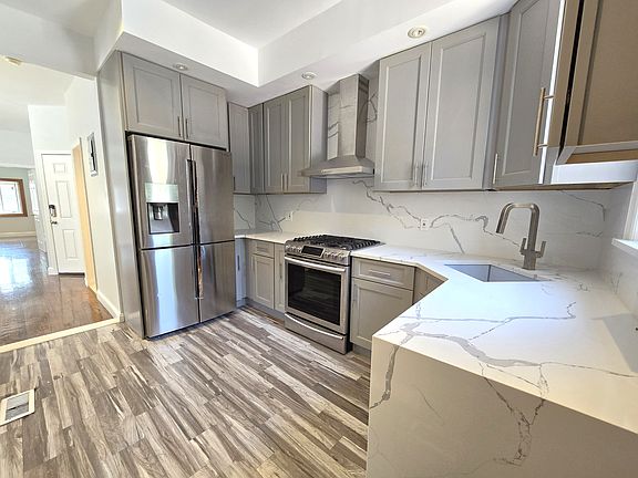 3rd image of 32-21 97th St APT 1