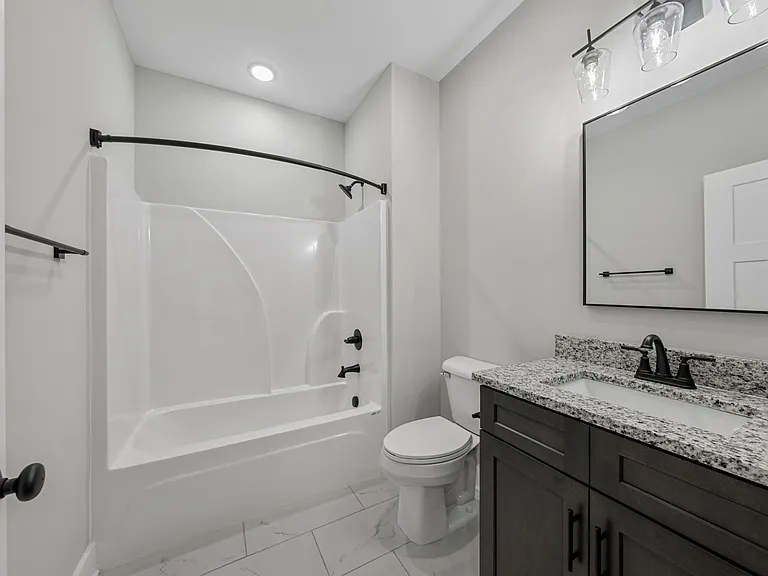 2624 S Main St — Photo 28