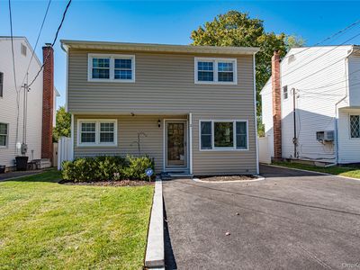 2 Elm Road, Rocky Point, NY, 11778