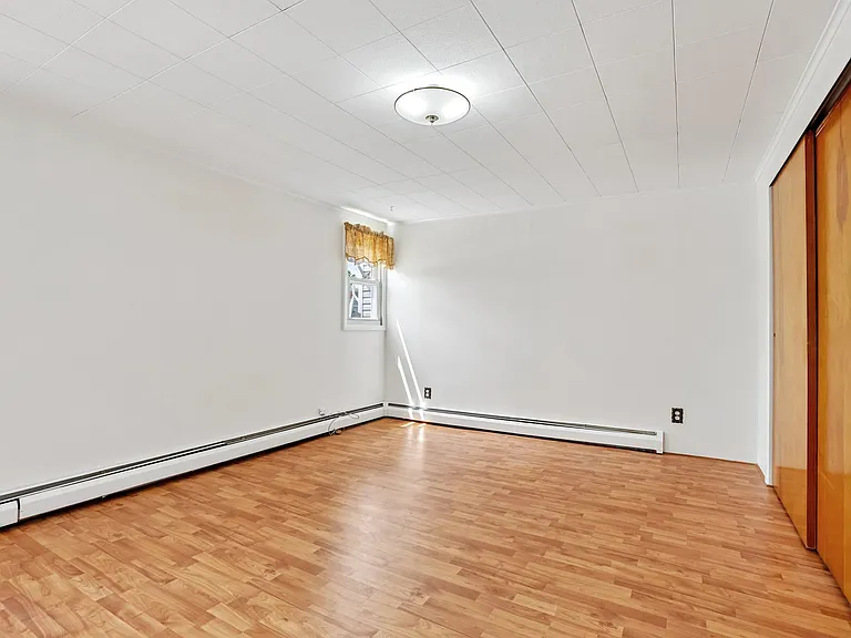 18 Patterson St — Photo 32
