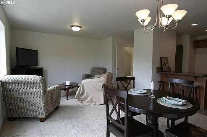 1st image of 6112 NE 70th St