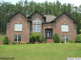1049 Stoneykirk Rd, Pelham, AL 35124