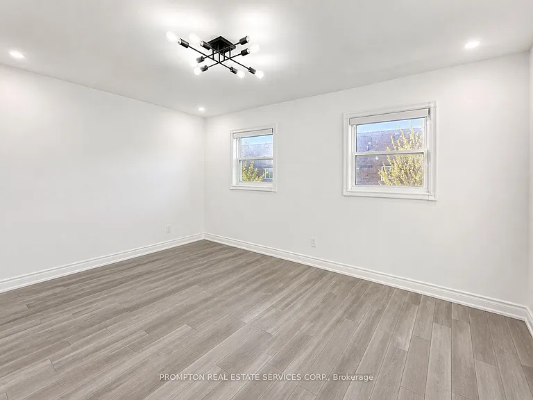 108 Parktree Dr — Photo 10