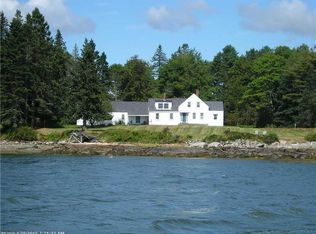 29 Henderson Ln, Cushing, ME 04563