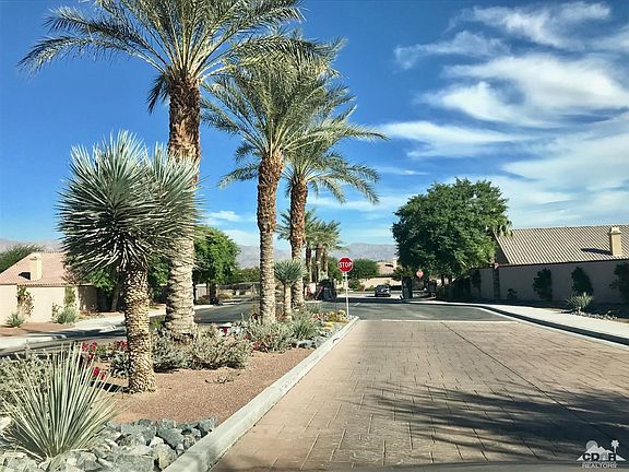 4th image of 41126 Langley Ct