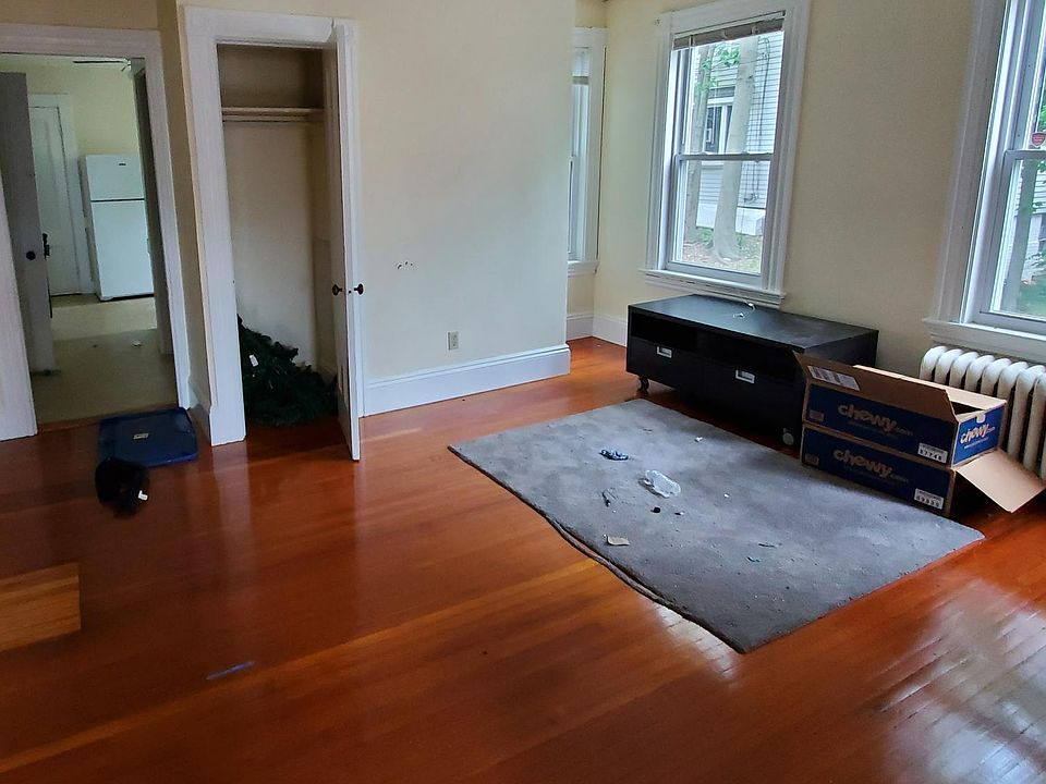 Gorgeous hardwood floor!
