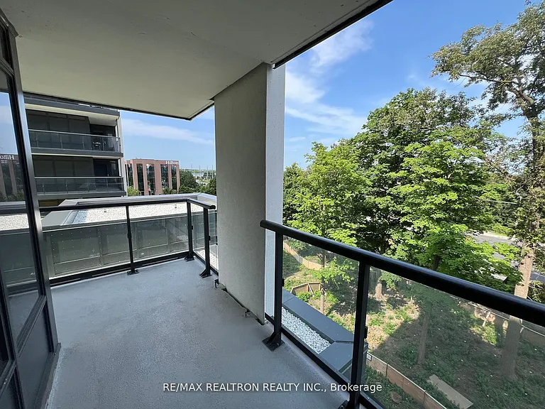 8 Cedarland Dr E #622 — Photo 19