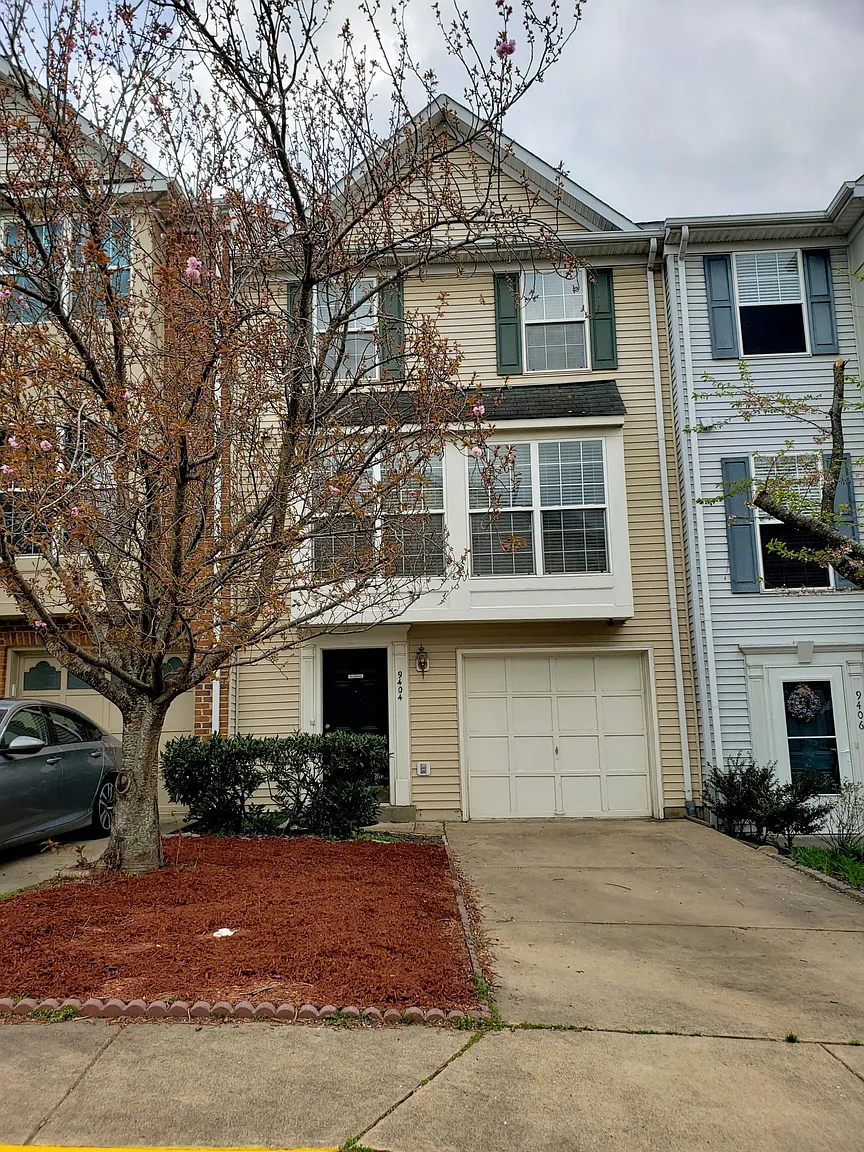 9404 Wilcoxen Dr photo 1