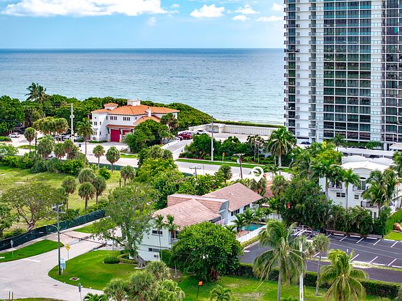 2nd image of 201 S Ocean Blvd