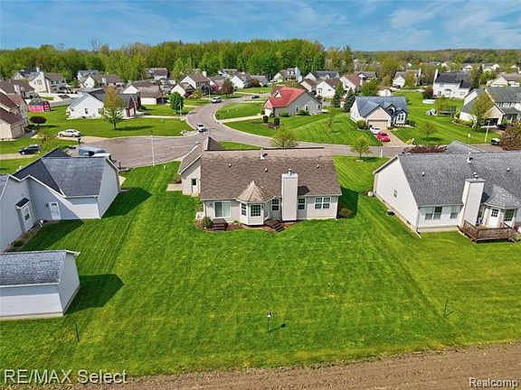 4th image of 5428 Aspen Cir