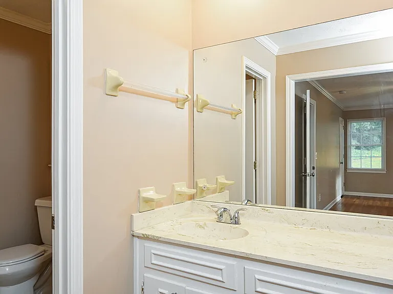 4434 Luxembourg Dr — Photo 13