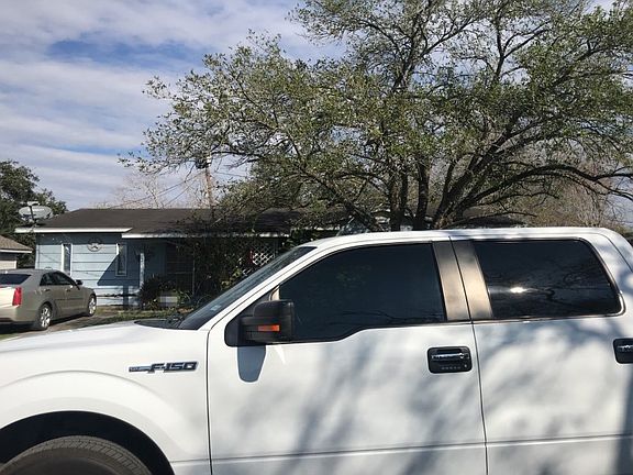 3rd image of 1810 Oklahoma St