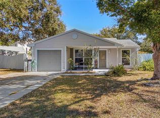 3821 Pebble Ct, Palm Harbor, FL 34684