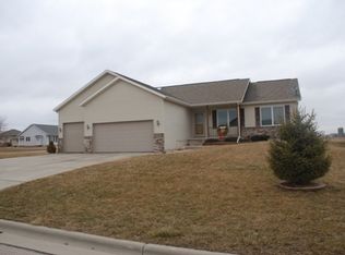 151 Vega Dr, Arlington, WI 53911