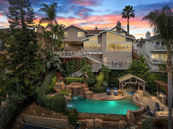 2658 Galicia Way, Carlsbad, CA 92009