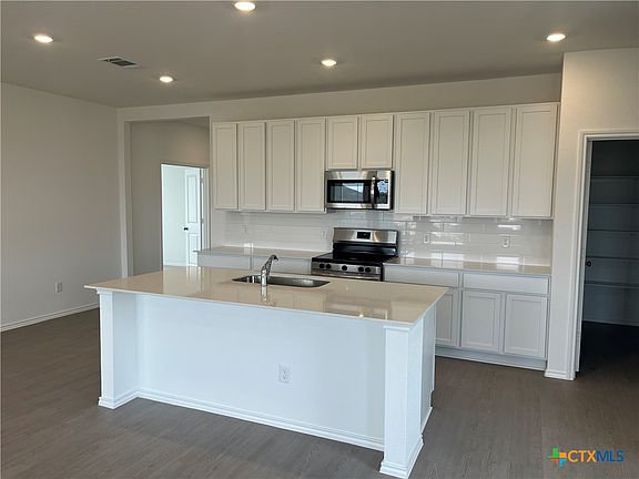 2nd image of 1212 Canyon Turn Dr