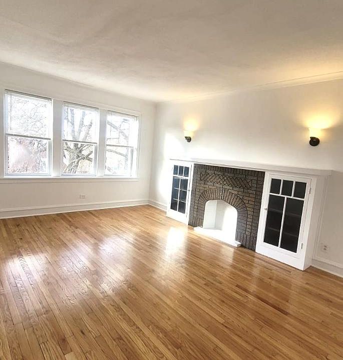 1st image of 1107 N Avers Ave #3