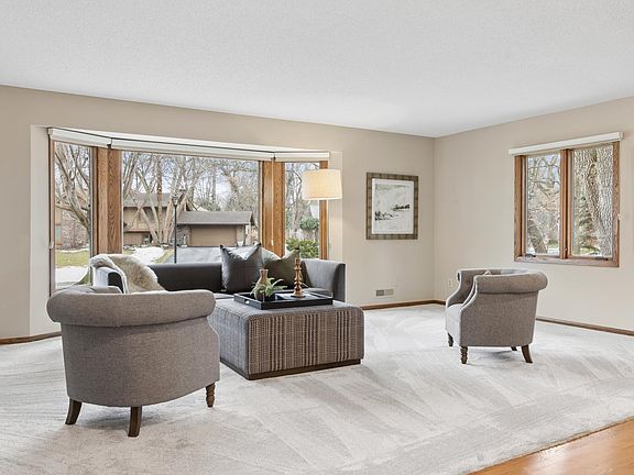 4th image of 8129 Pennsylvania Cir