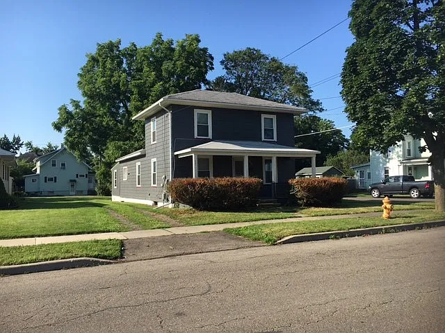 547 Mount Zoar St photo 1
