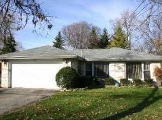 1788 E Algonquin Rd, Des Plaines, IL 60016