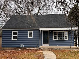 9212 Snyder Ln, Perry Hall, MD 21128