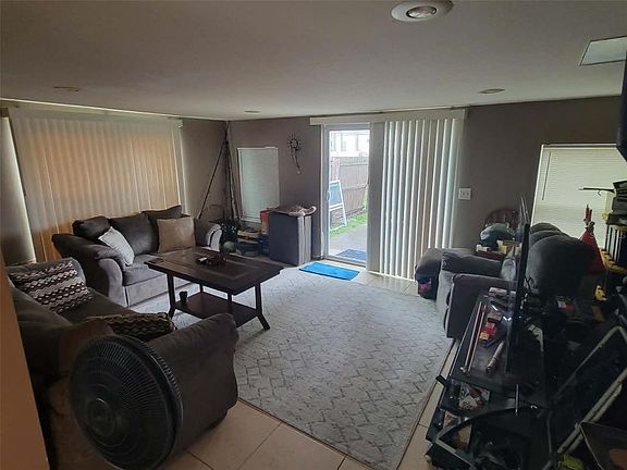 3rd image of 8446 WAVERLY ROAD N