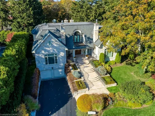 138 Dianne Ave, Oakville, ON L6J 4G9