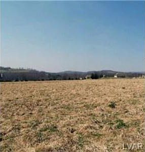 3rd image of 114 Chase Hollow Dr