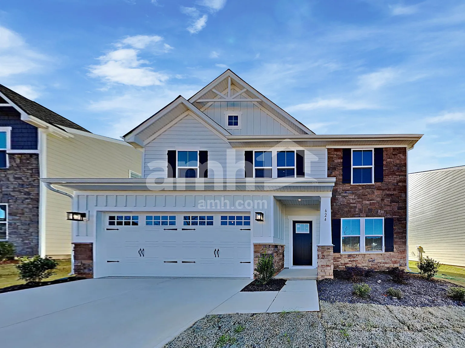 4 bed, 2.5 bath, 2539 sqft, $2,520 — Photo 1