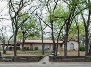 7101 Lowery Ln, North Richland Hills, TX 76182