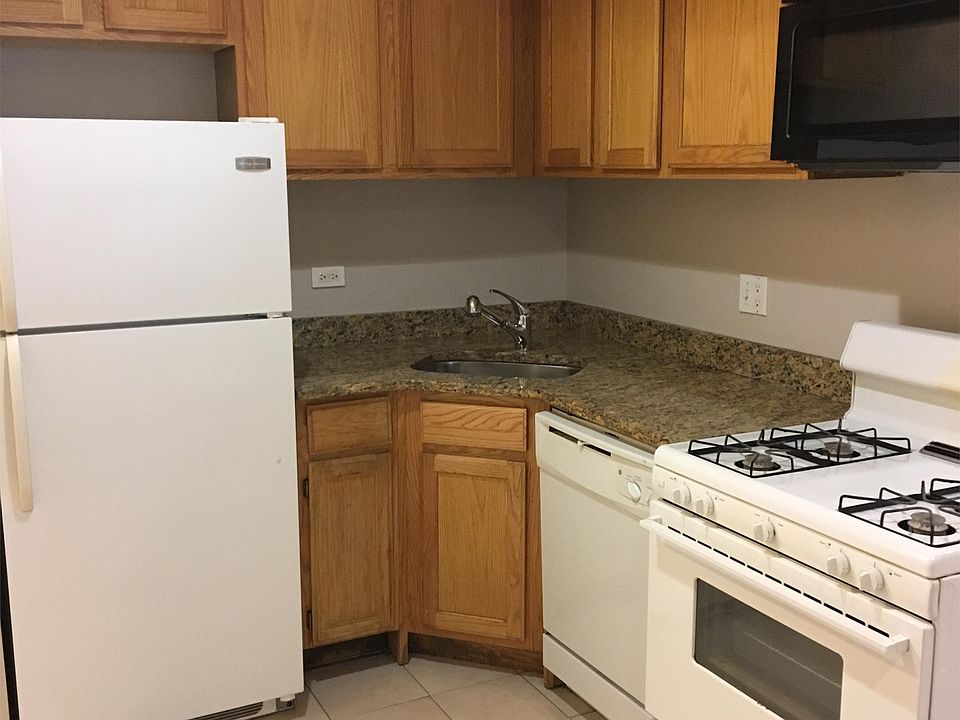1st image of 4962 N Spaulding Ave #G