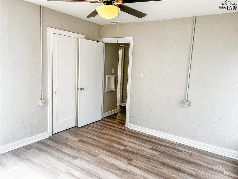 2308 Piedmont Pl — Photo 13