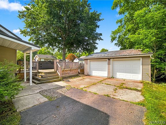 3rd image of 14 Glenview Ave