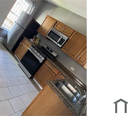 1st image of 6135 S Vernon Ave #2