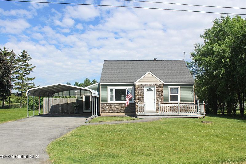 3rd image of 7 Erie Street
