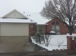 2015 Laney Dr, Sanger, TX 76266