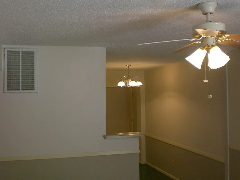 4063 Bruene Ave — Photo 11