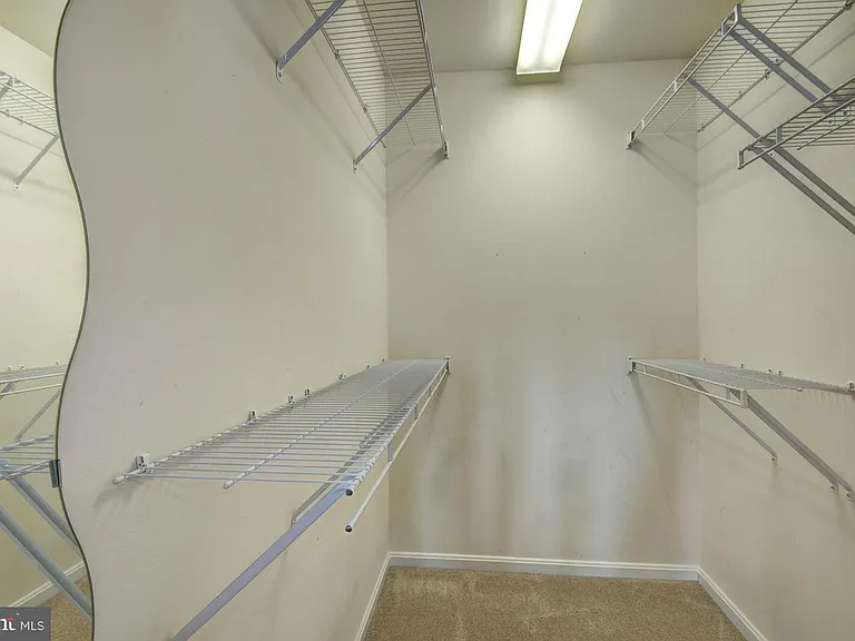 Walk in closet