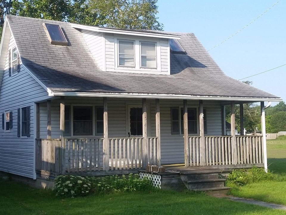 1st image of 33184 Pearl St